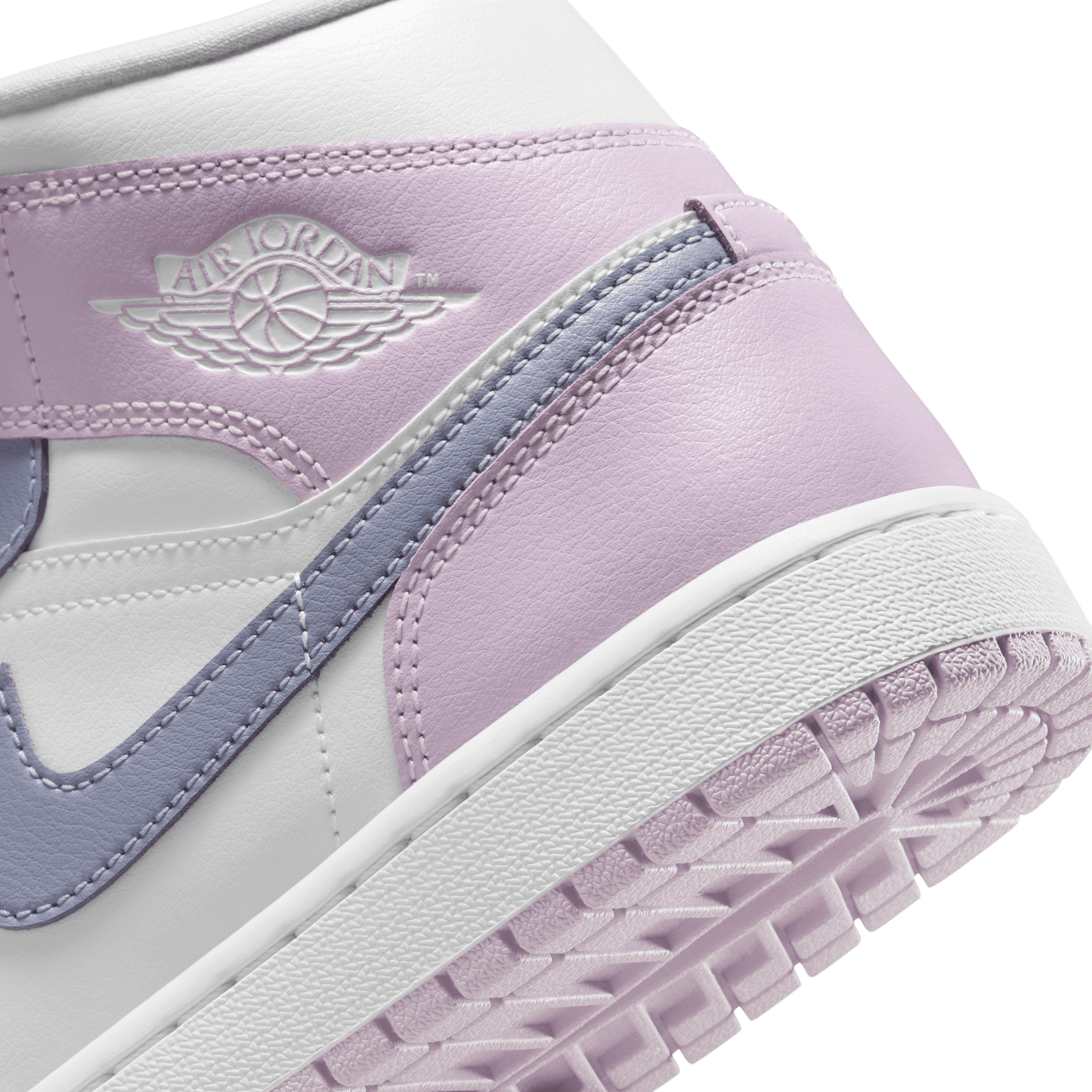 WMNS AIR JORDAN 1 MID