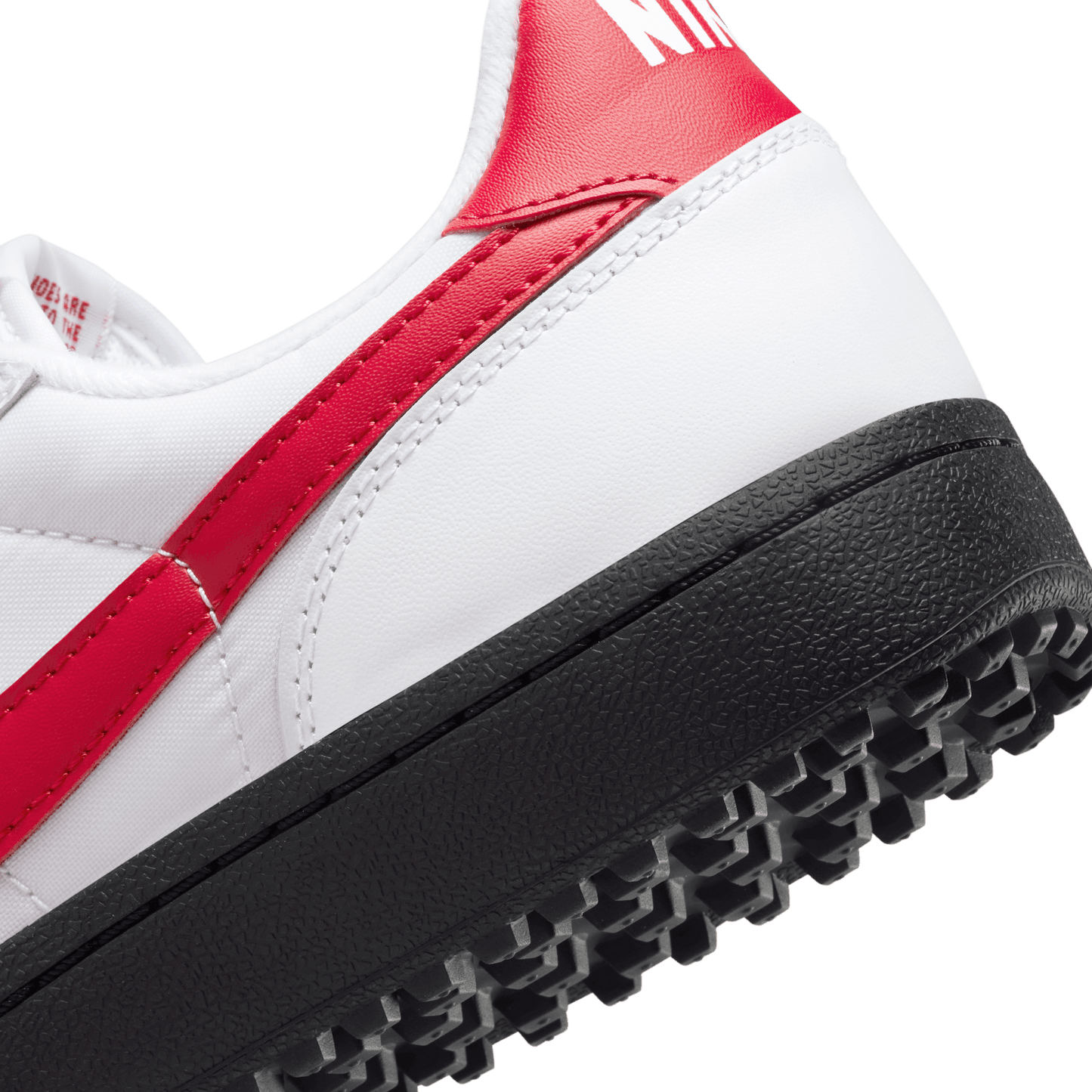 NIKE FIELD GENERAL 82 SP