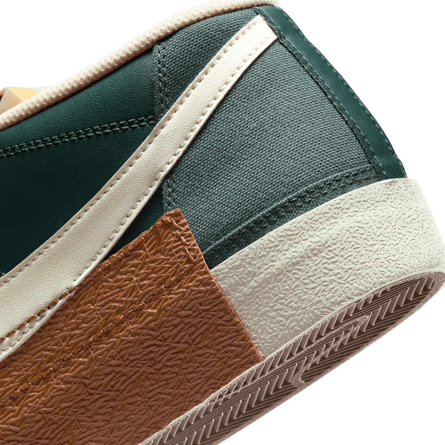 BLAZER LOW PRO CLUB BTS