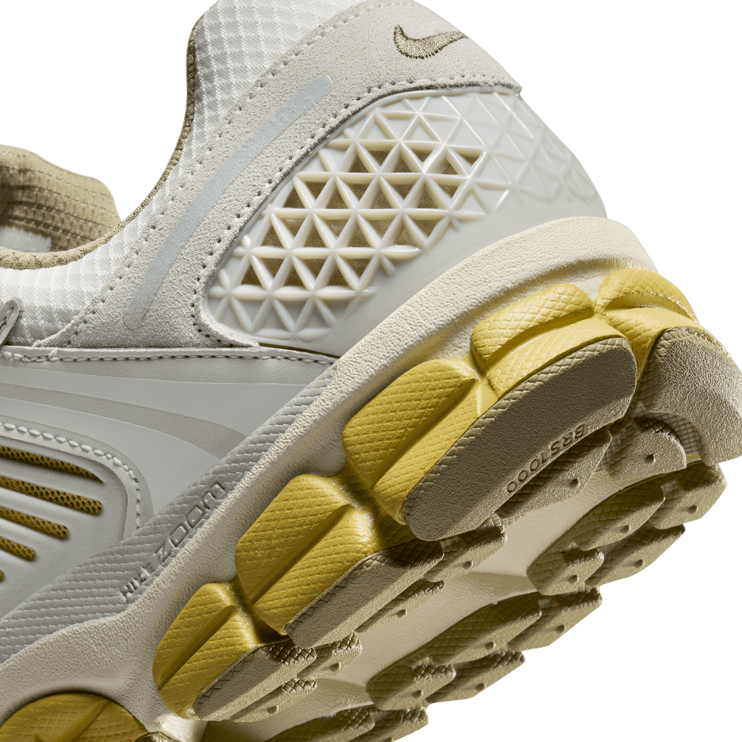 NIKE ZOOM VOMERO 5