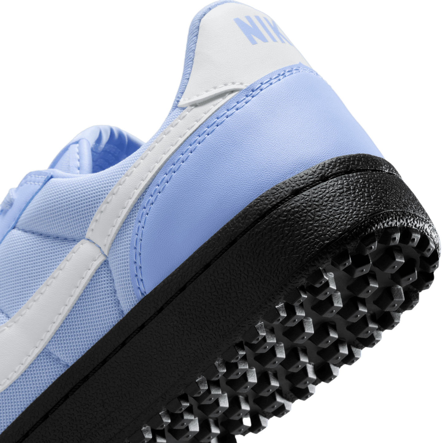 WMNS NIKE FIELD GENERAL