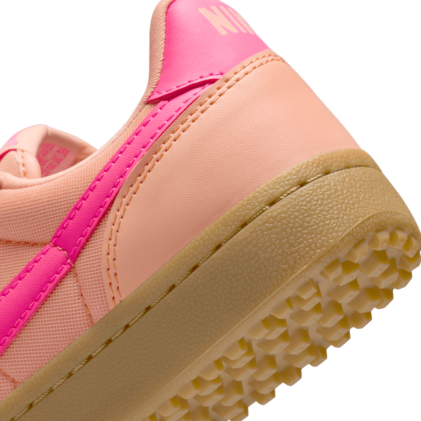 WMNS NIKE FIELD GENERAL
