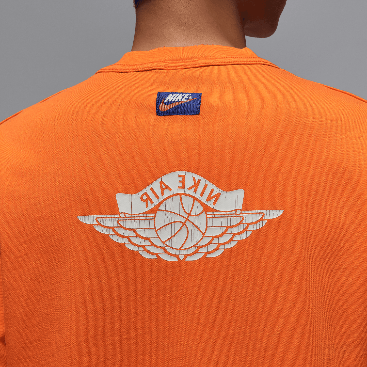 M J RARE AIR WSH 85 SS CREW
