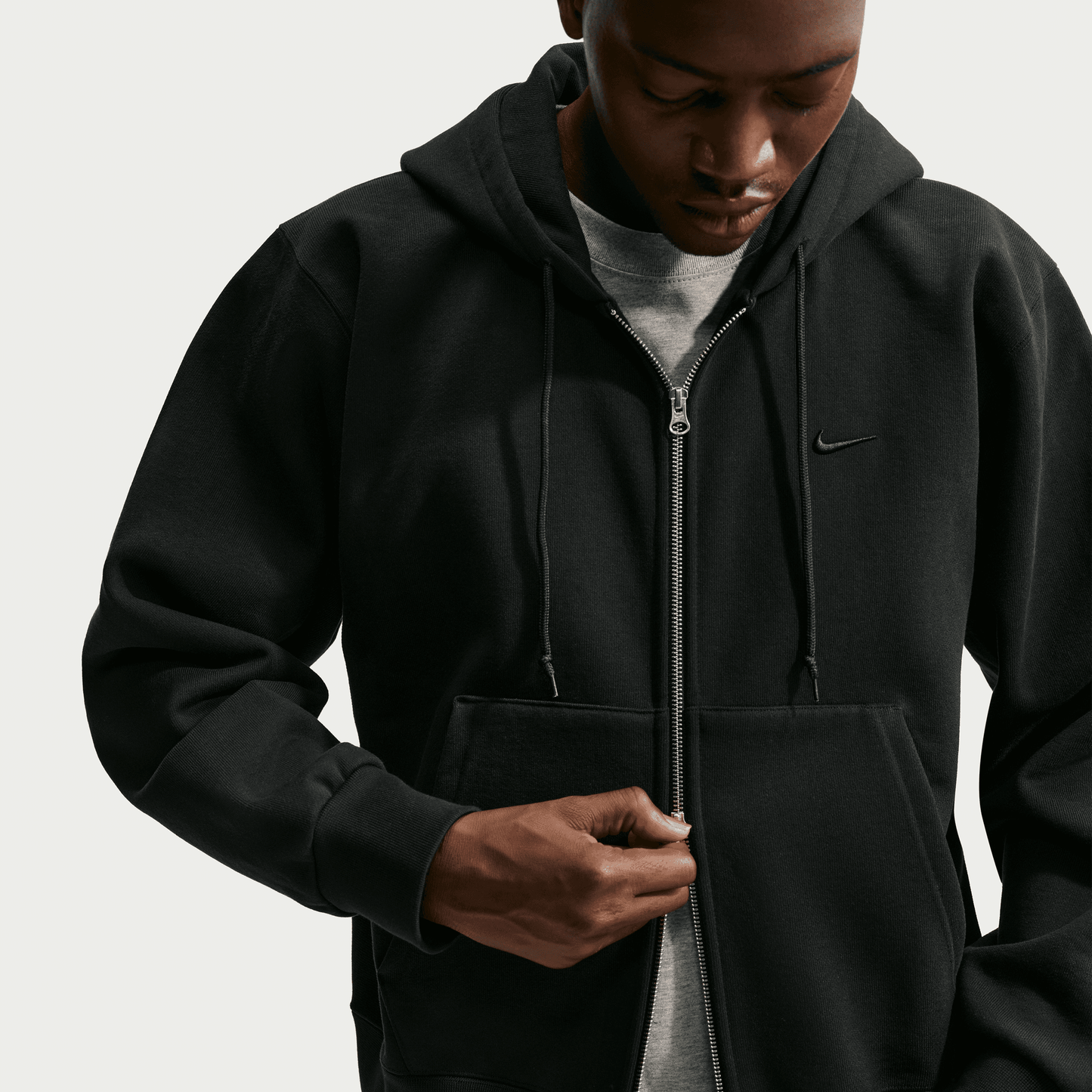 NIKE ENERGY ZIP UP HOODIE