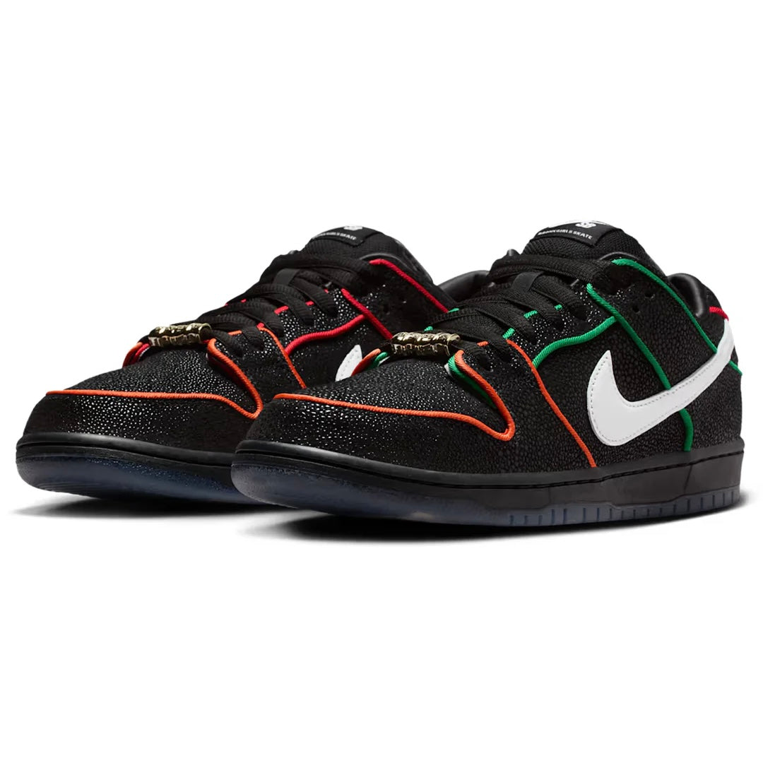 NIKE SB DUNK LOW PRO