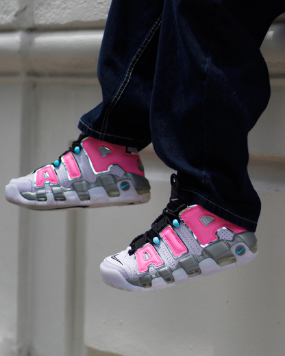 W NIKE AIR MORE UPTEMPO