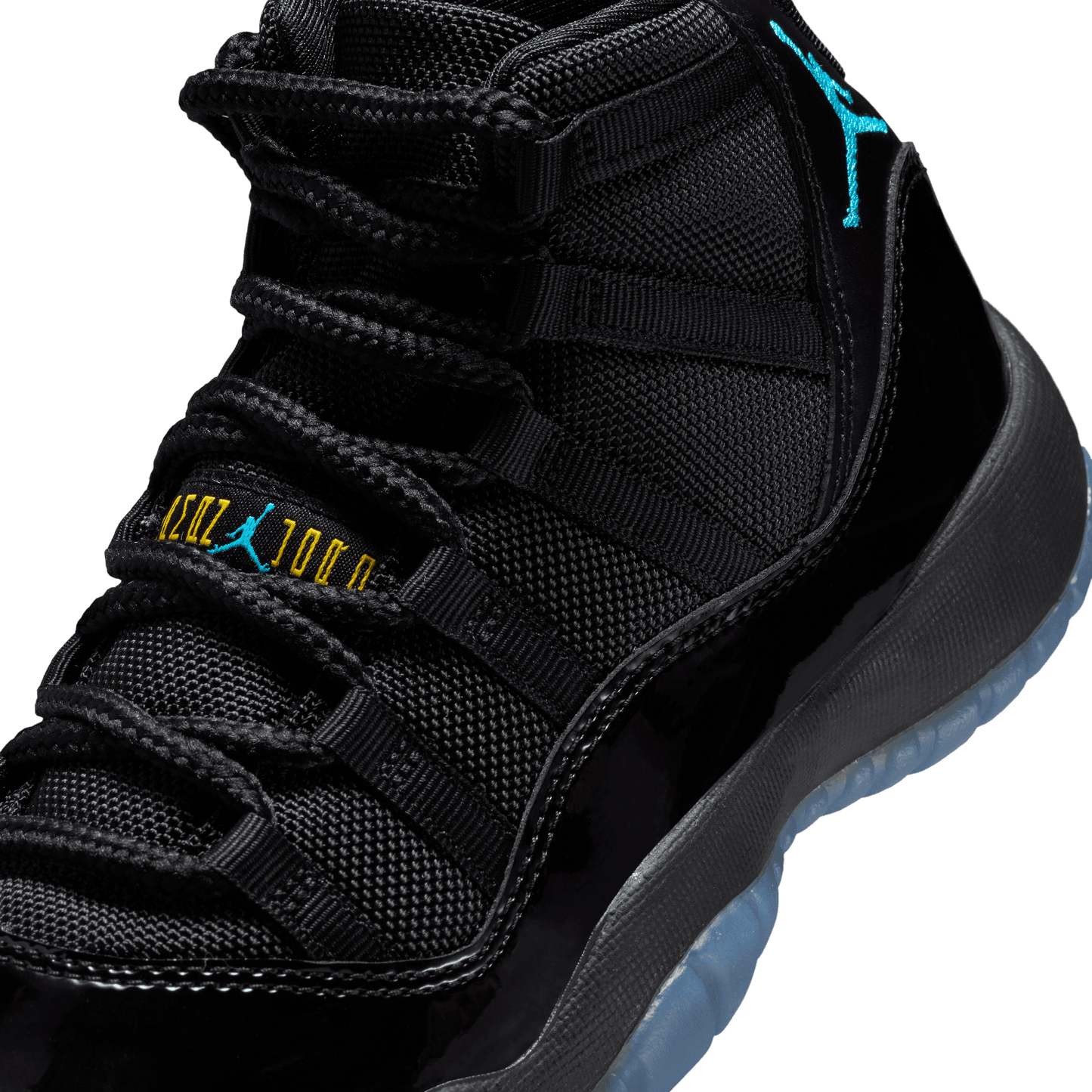 AIR JORDAN 11 RETRO "GAMMA BLUE"