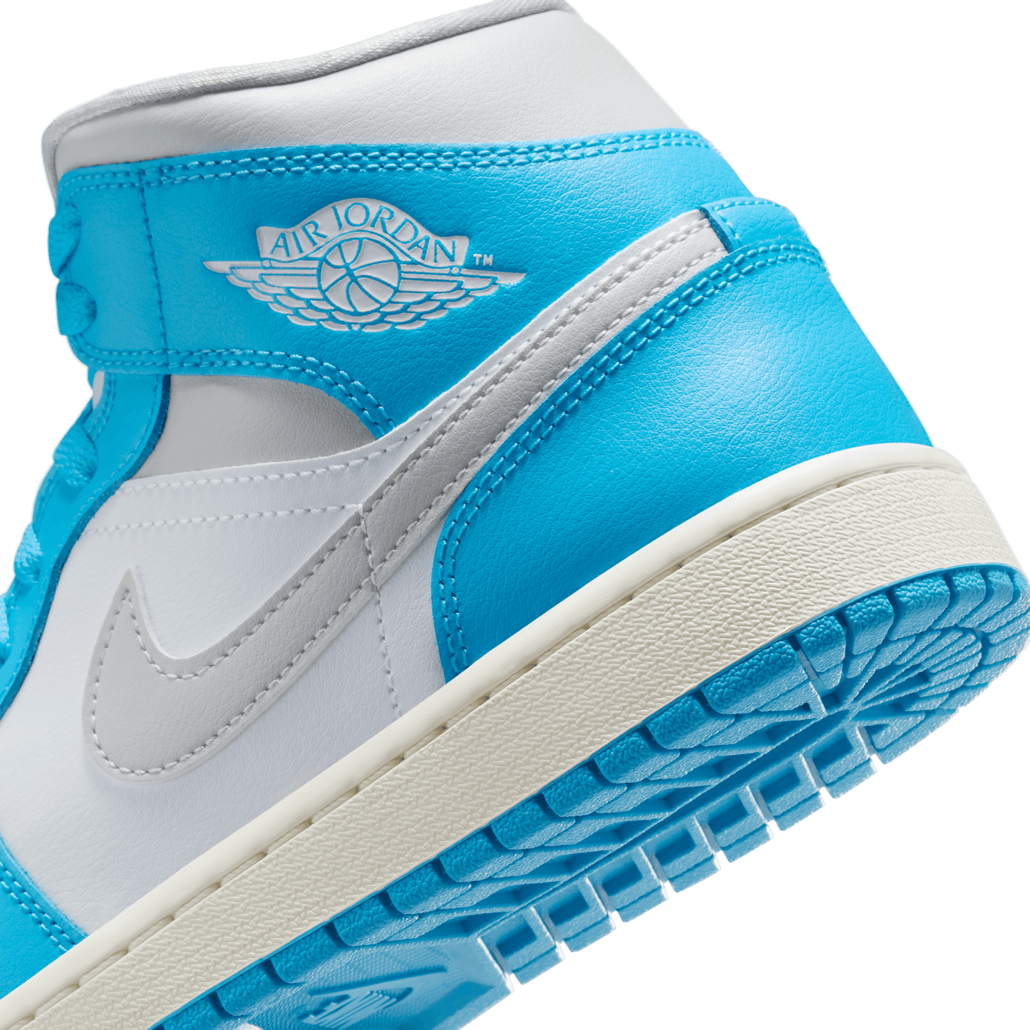 WMNS AIR JORDAN 1 MID