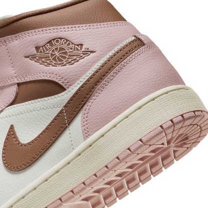 WMNS AIR JORDAN 1 MID