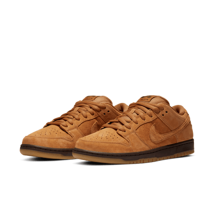 NIKE SB DUNK LOW PRO