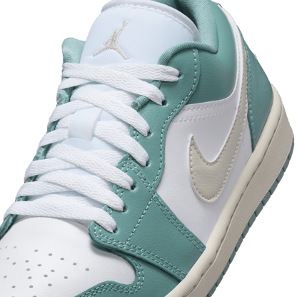 WMNS AIR JORDAN 1 LOW