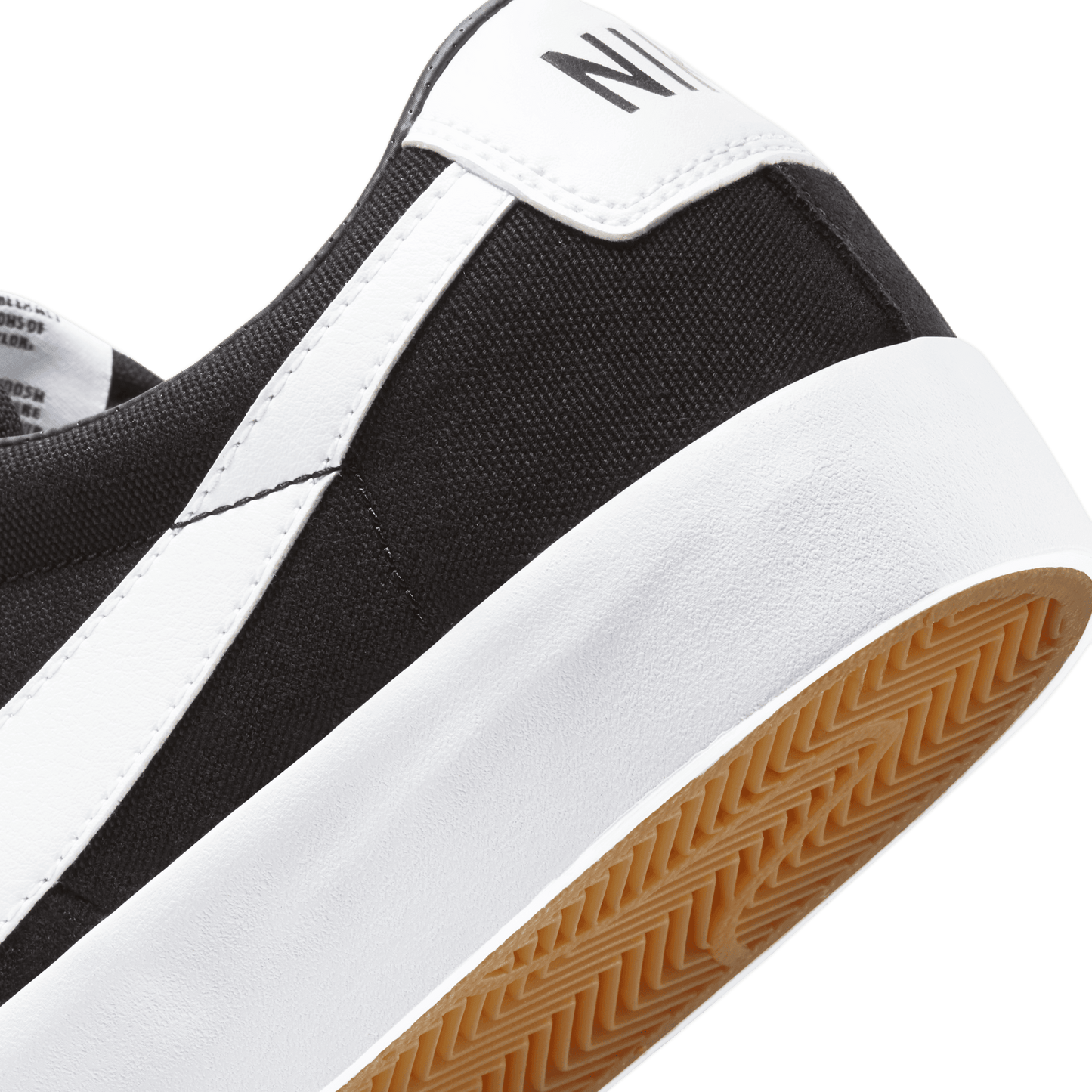 NIKE SB ZOOM BLAZER LOW PRO GT