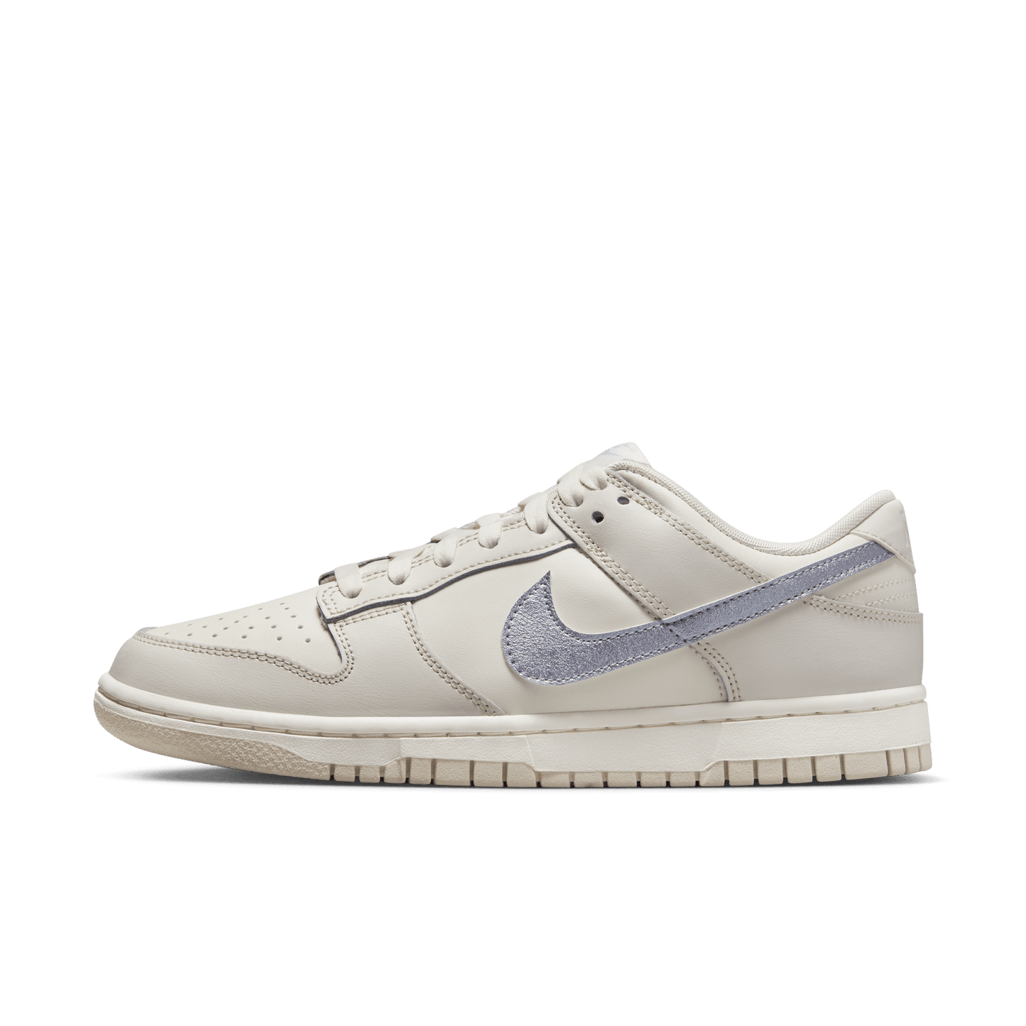 W NIKE DUNK LOW ESS TREND