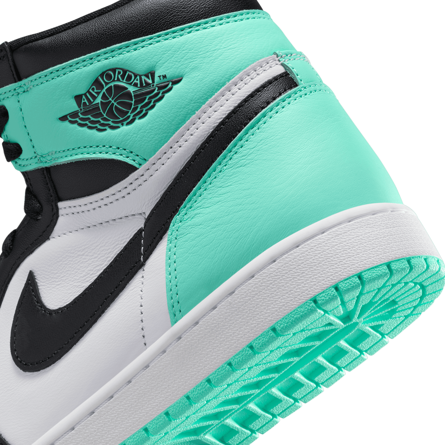 AIR JORDAN 1 RETRO HIGH OG "GREEN GLOW"