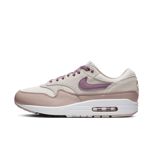 NIKE AIR MAX 1 SC