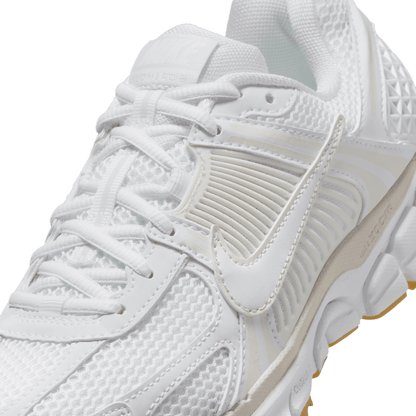 W NIKE ZOOM VOMERO 5