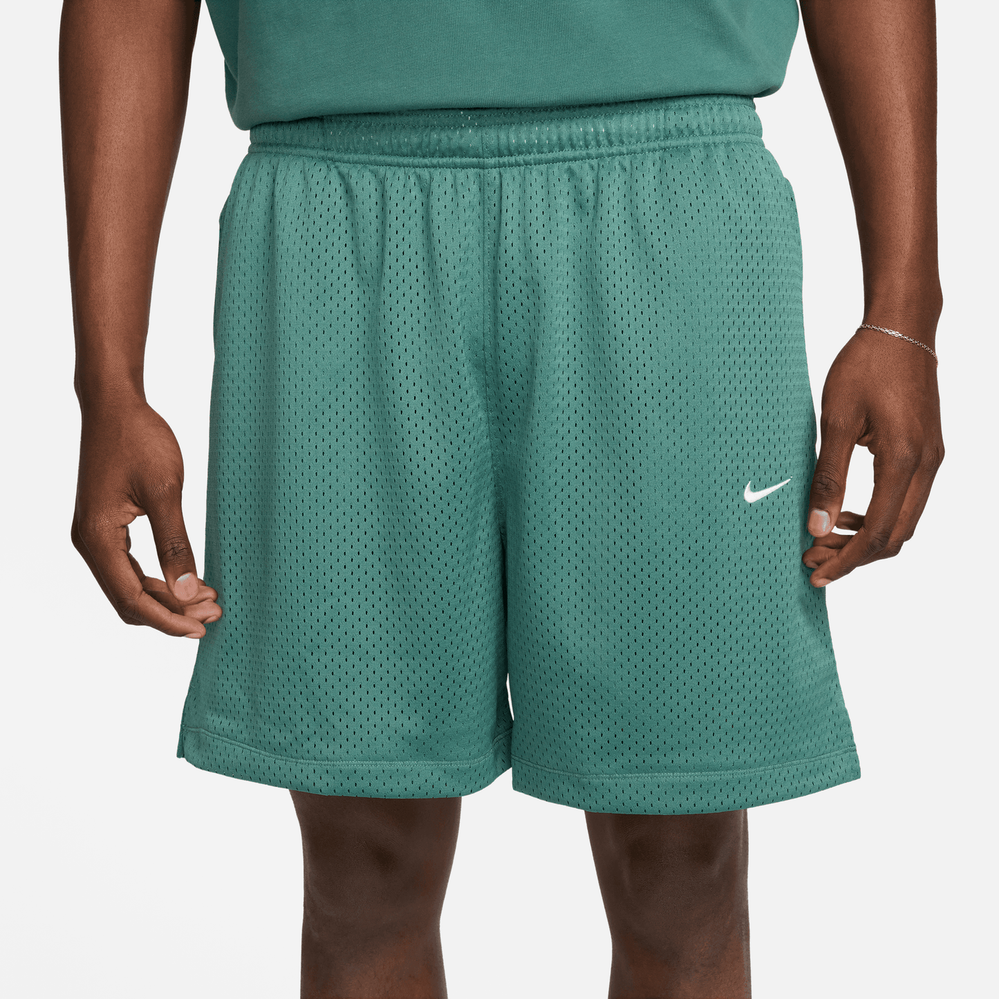 M NK SOLO SWOOSH MESH SHORT