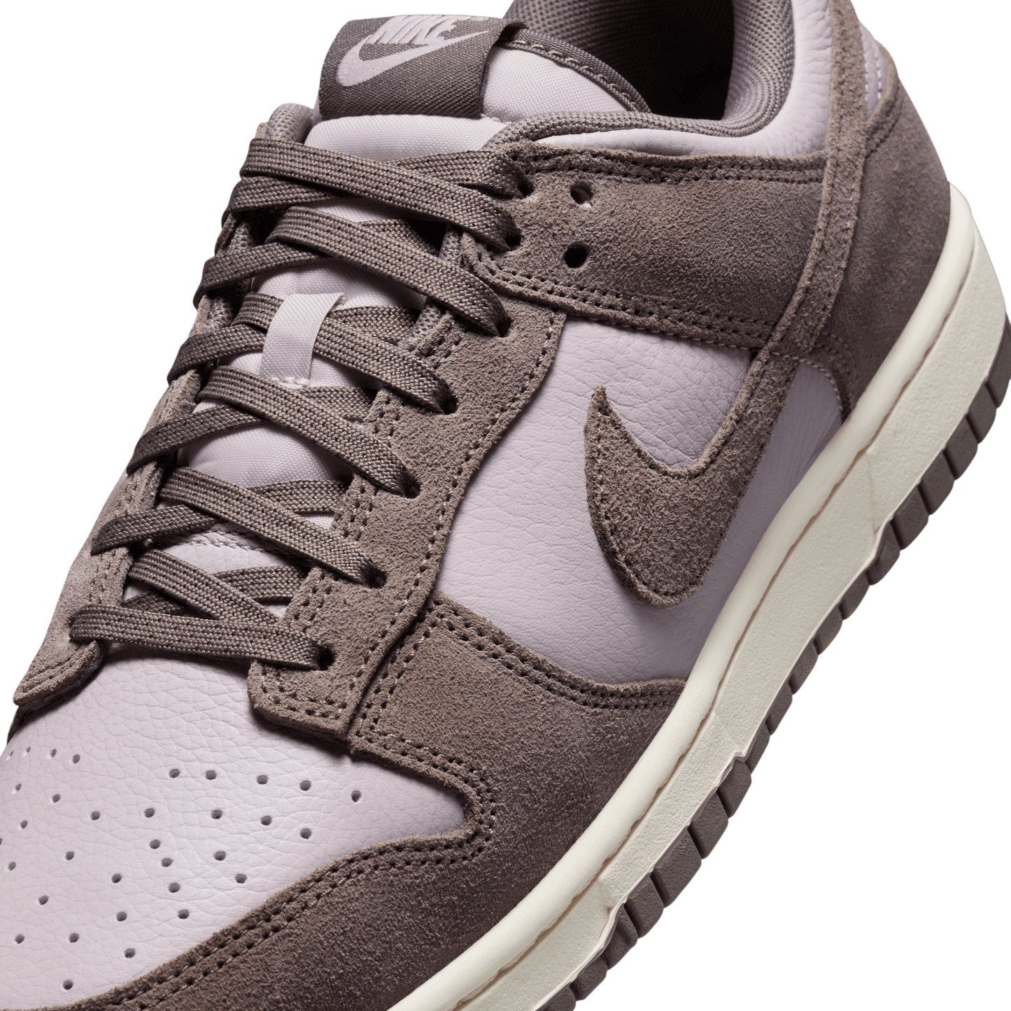 NIKE DUNK LOW RETRO SE