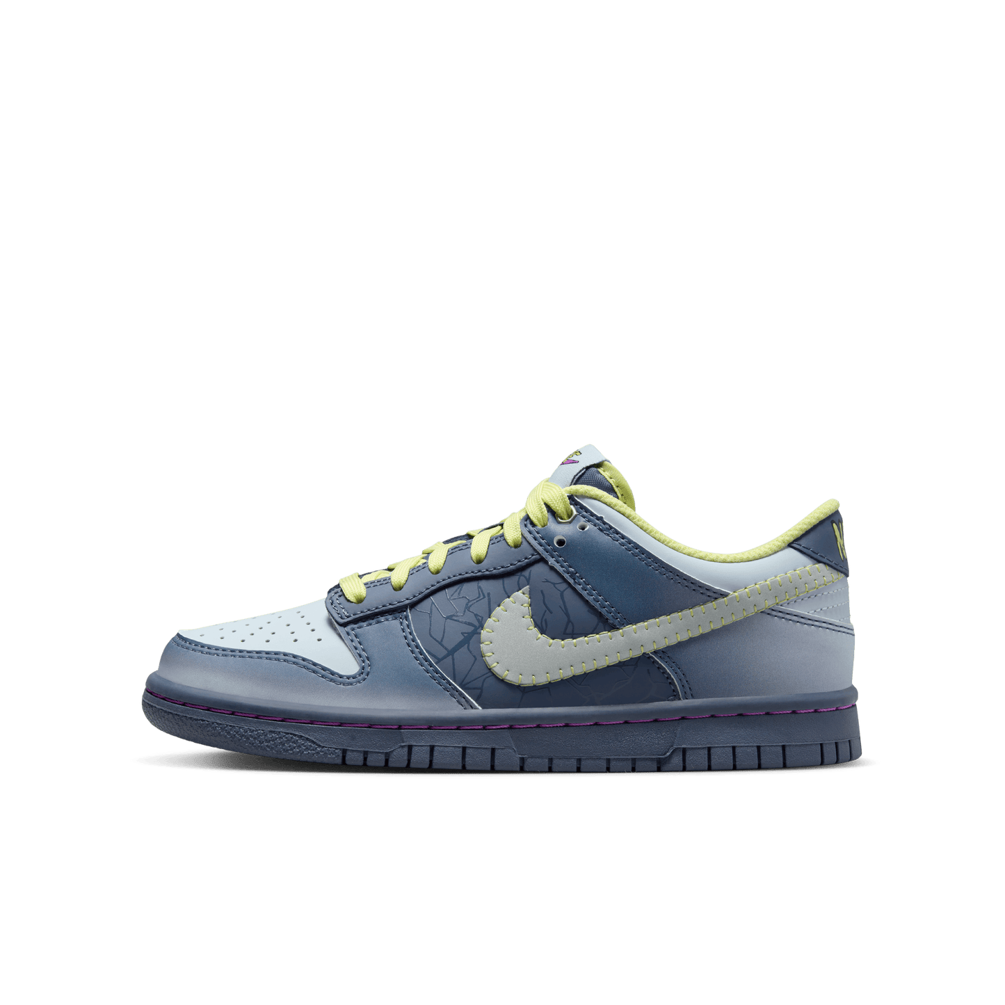 NIKE DUNK LOW BG