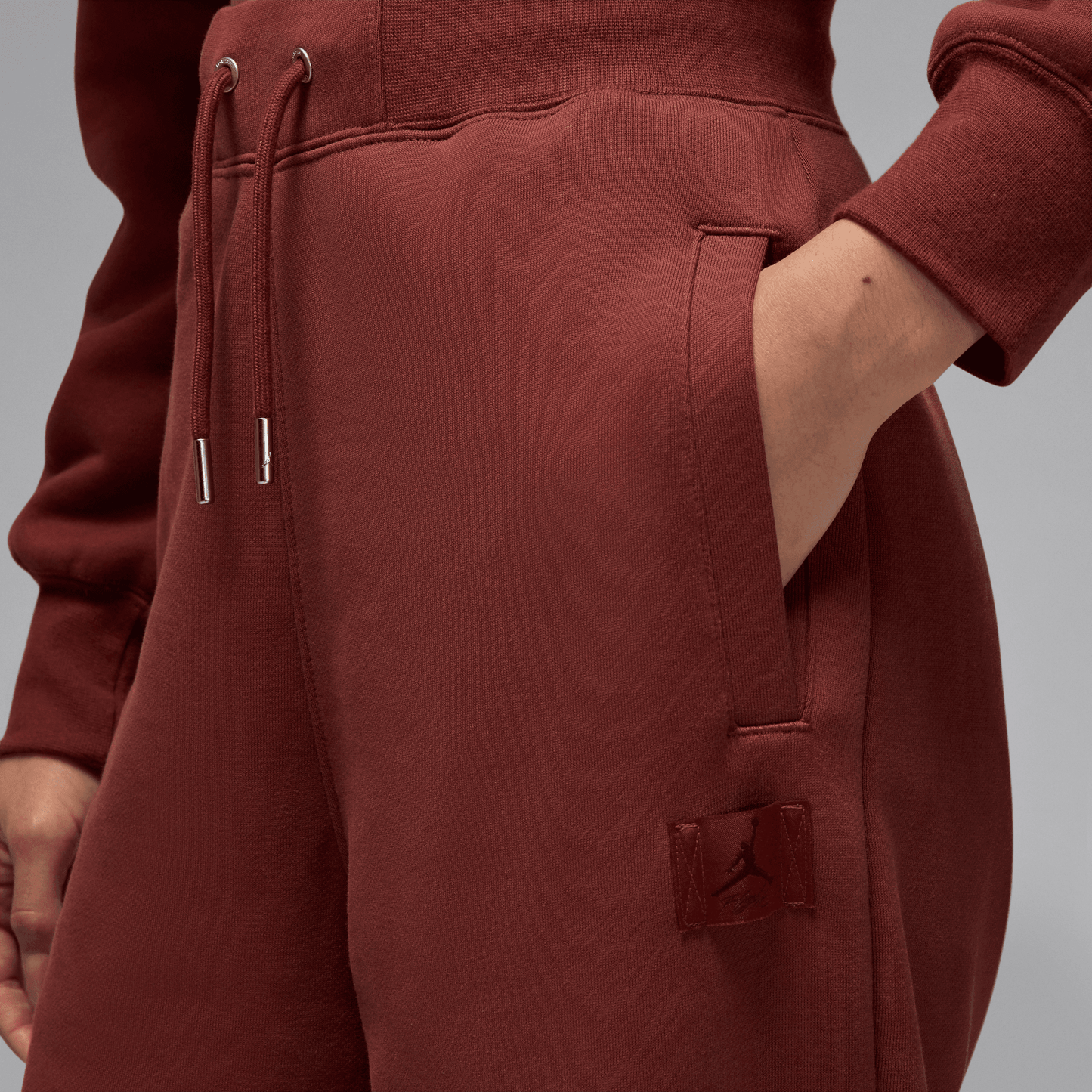 W J FLT FLC NOV PNT 24