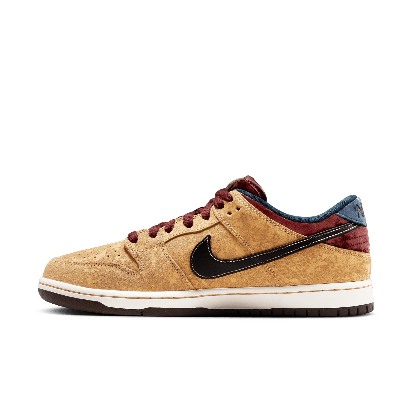 NIKE SB DUNK LOW PRO