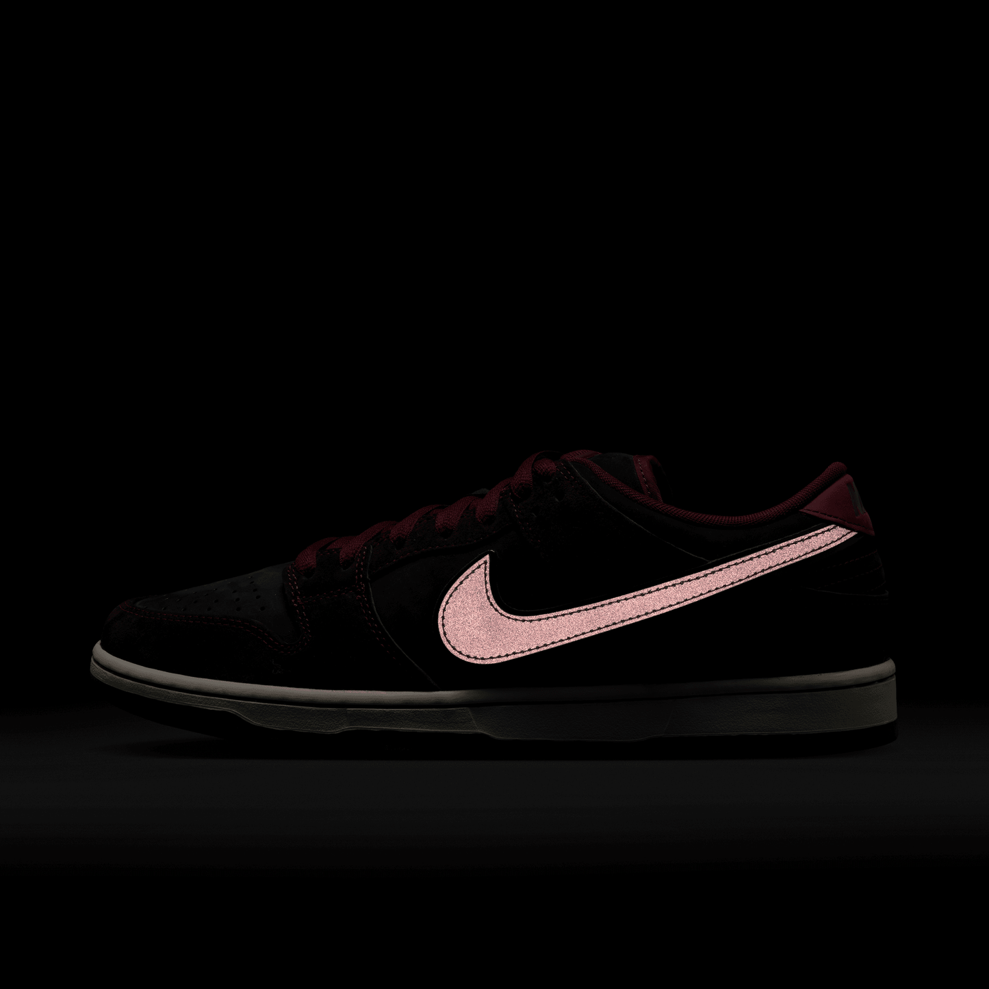 NIKE SB DUNK LOW PRO QS