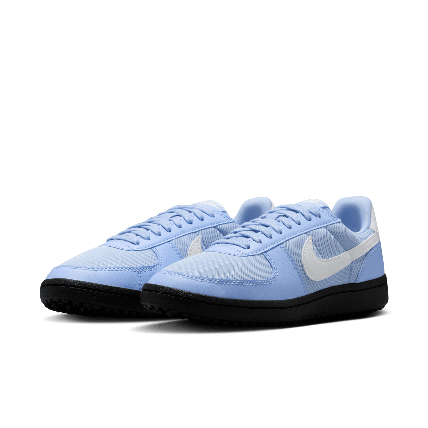 WMNS NIKE FIELD GENERAL
