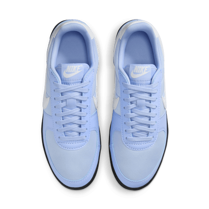 WMNS NIKE FIELD GENERAL
