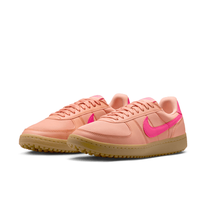 WMNS NIKE FIELD GENERAL