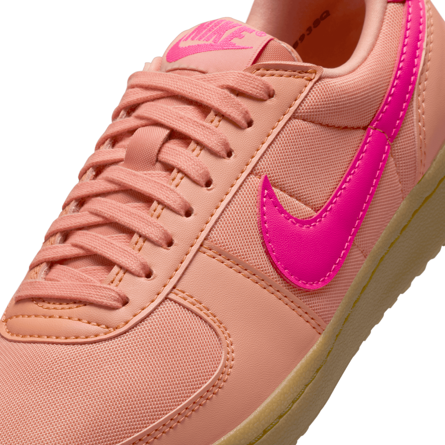 WMNS NIKE FIELD GENERAL