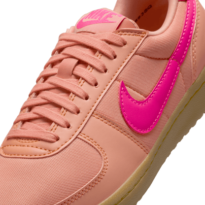 WMNS NIKE FIELD GENERAL