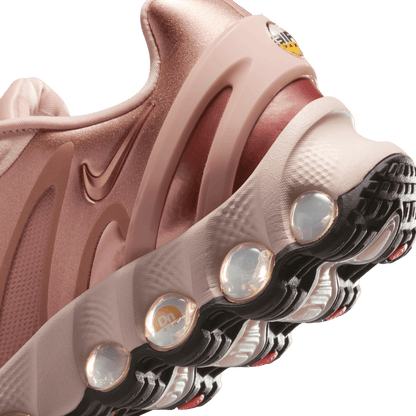 W AIR MAX DN8