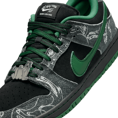 NIKE SB DUNK LOW