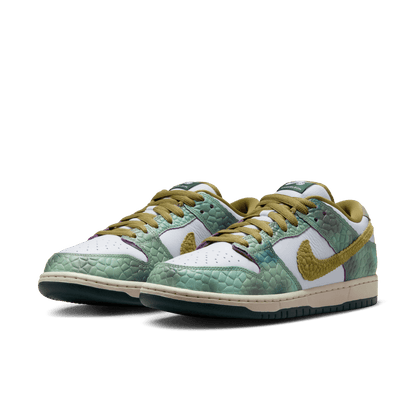 NIKE SB DUNK LOW PRO