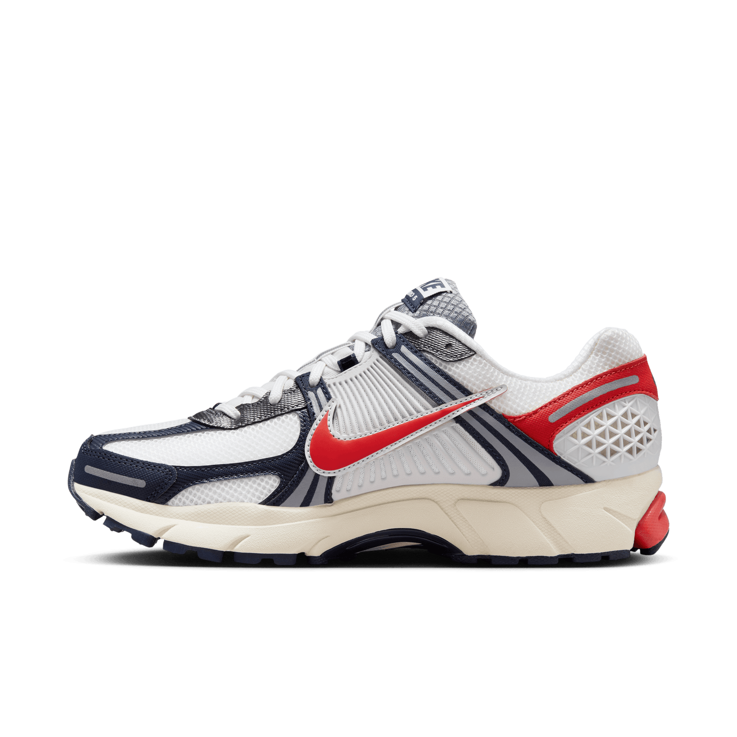 NIKE ZOOM VOMERO 5