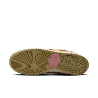 NIKE SB DUNK LOW PRO