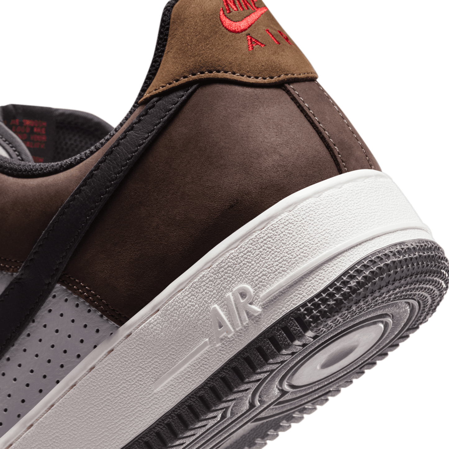 AIR FORCE 1 '07 LV8