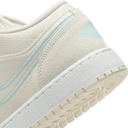AIR JORDAN 1 LOW SE (GS)