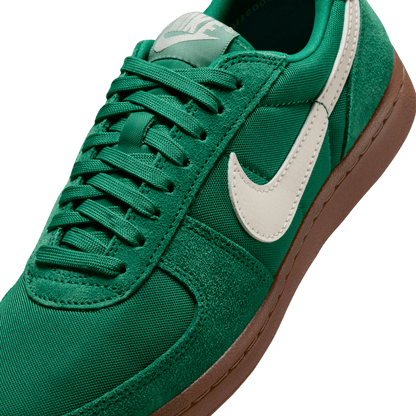 WMNS NIKE FIELD GENERAL