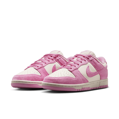 WMNS NIKE DUNK LOW