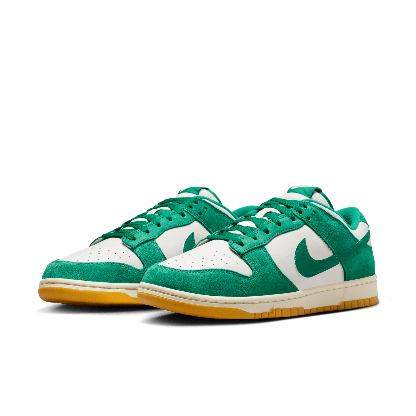 NIKE DUNK LOW SE