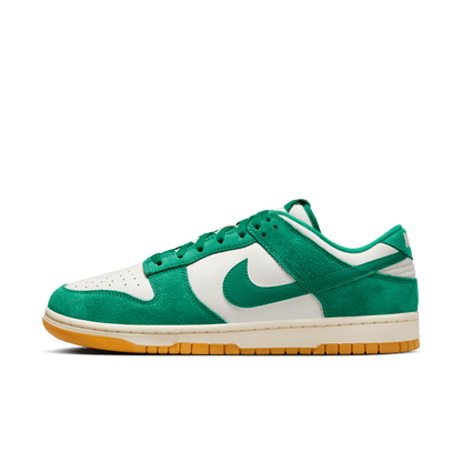 NIKE DUNK LOW SE