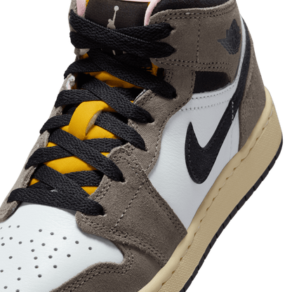 AIR JORDAN 1 MID SE (GS)