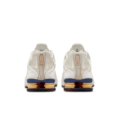 NIKE SHOX R4 PRM