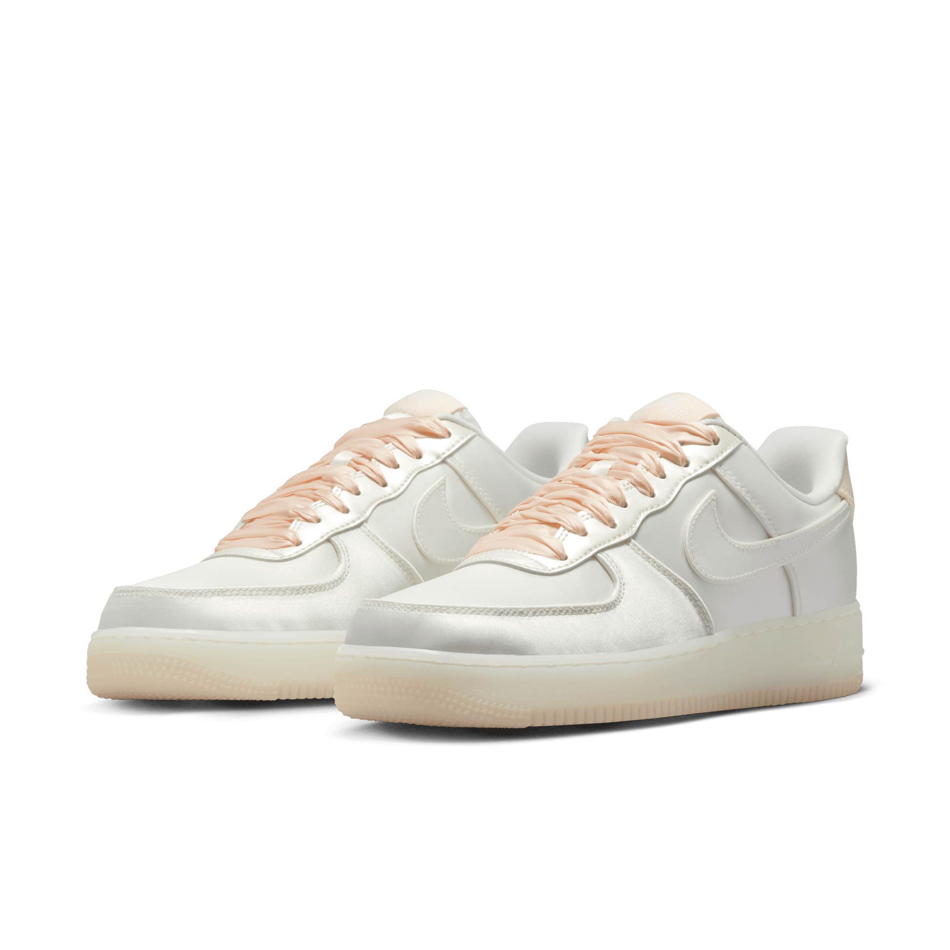 WMNS AIR FORCE 1 07 LV8 99 Problems
