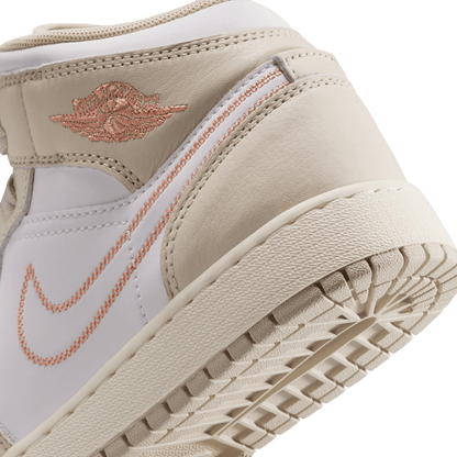 AIR JORDAN 1 MID SE (GS)