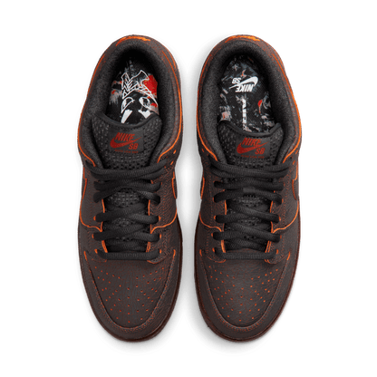 NIKE SB DUNK LOW PRO PRM "KRAMPUS"