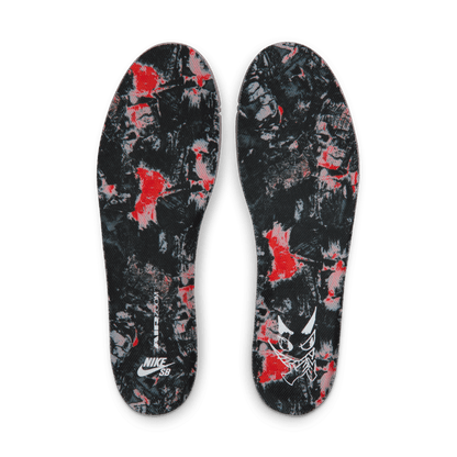 NIKE SB DUNK LOW PRO PRM "KRAMPUS"