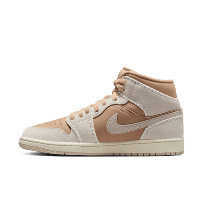 WMNS AIR JORDAN 1 MID SE