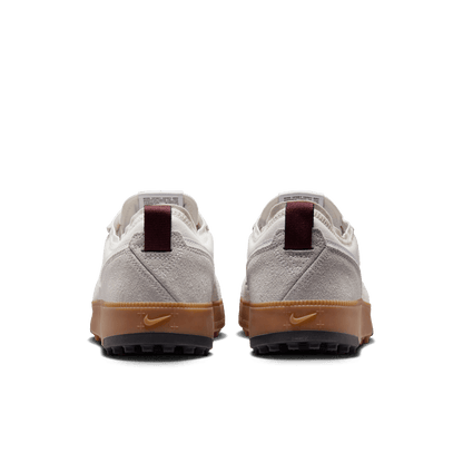 NIKE C1TY